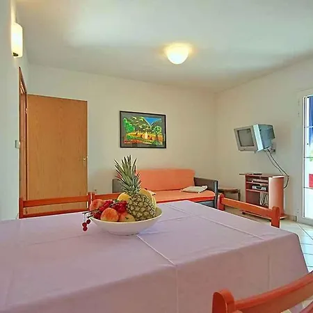 House And Apts. In Porec/istrien 33148 Apartman Porec