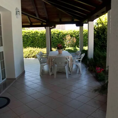 House And Apts. In Porec/istrien 33148 Appartement *